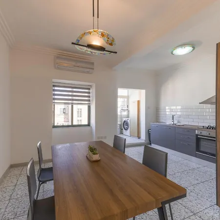 Harbour View - Large 2br *