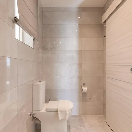 Apartment Harbour View - Large 2br Valletta
