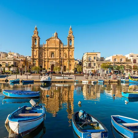 Harbour View - Large 2br Apartment Valletta
