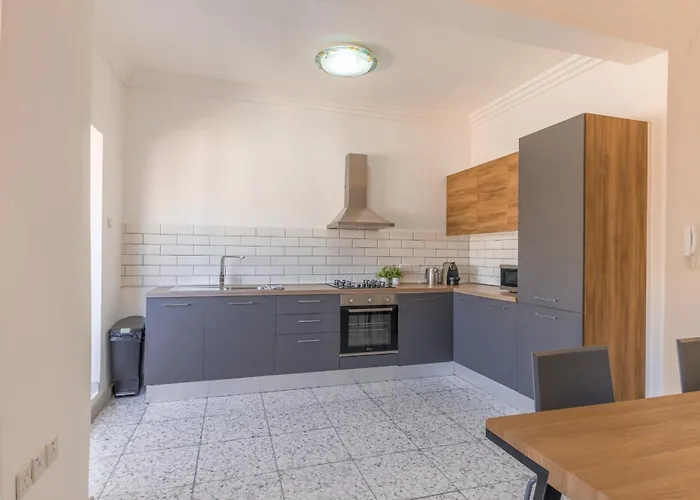 Daire Harbour View - Large 2br